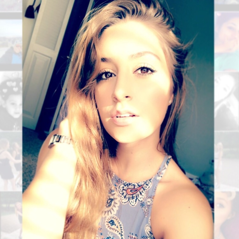 Meet your Posher, Sarina